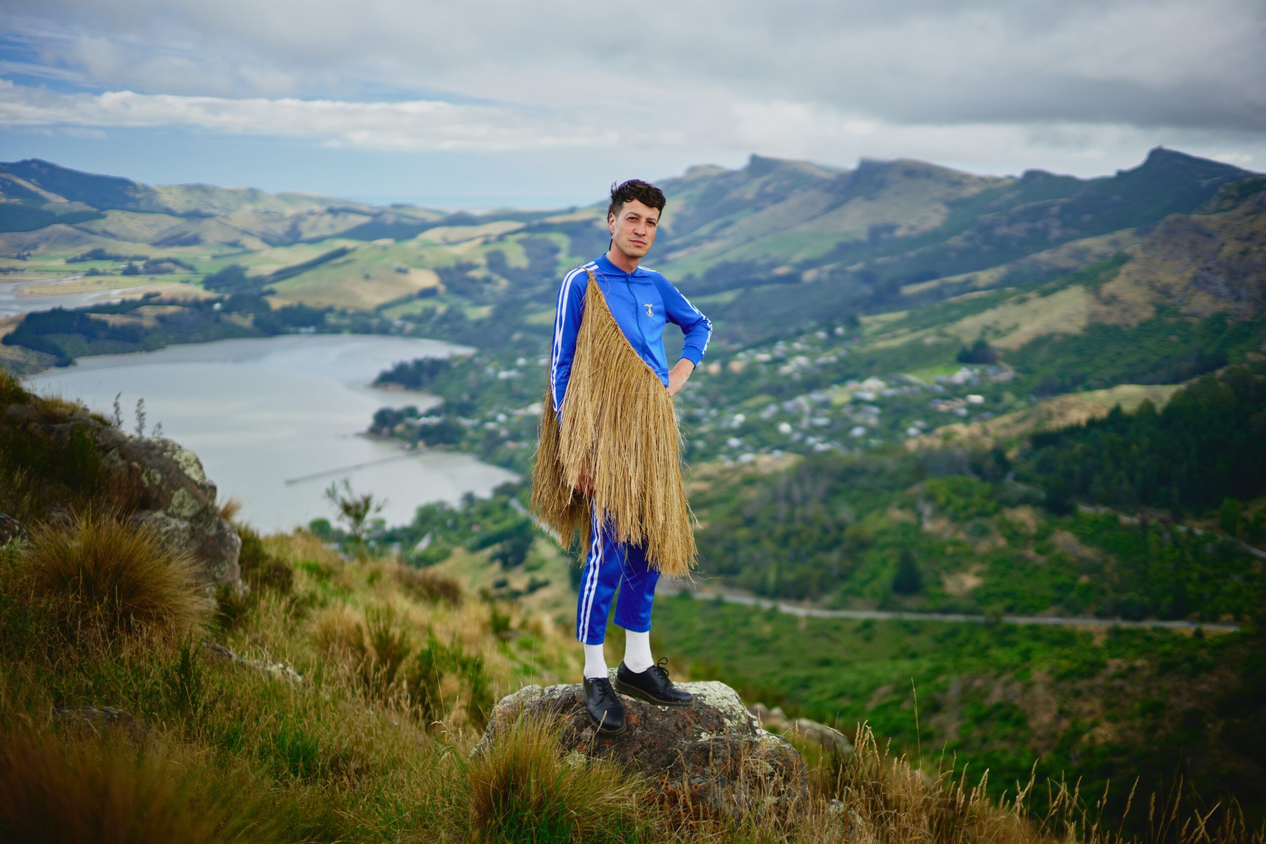 Marlon Williams – Rere Mai Ngā Rau (OFFICIAL VIDEO)
