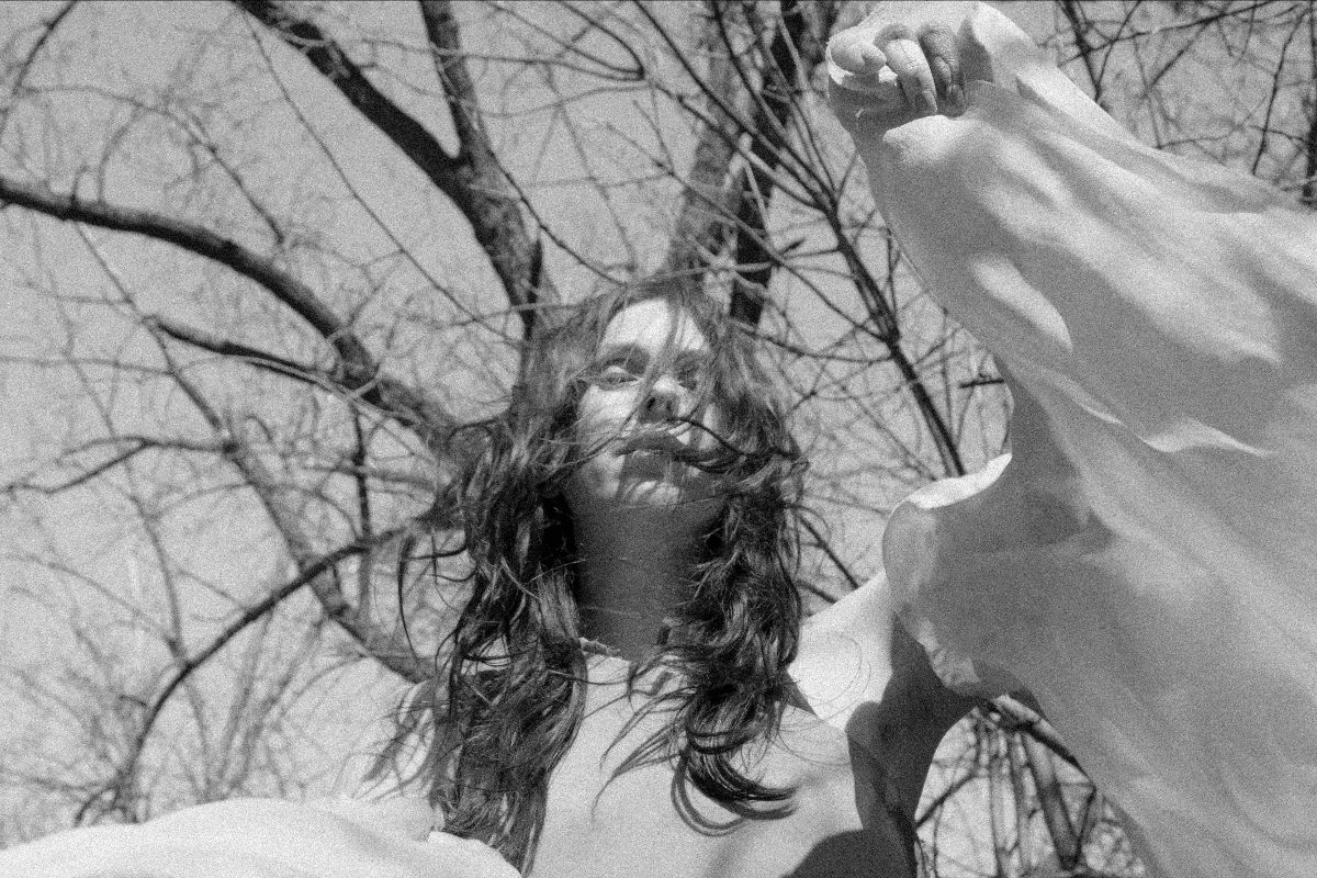 Chelsea Wolfe Unveils ‘House of Self-Undoing (Boy Harsher Remix)’ | European Tour Dates