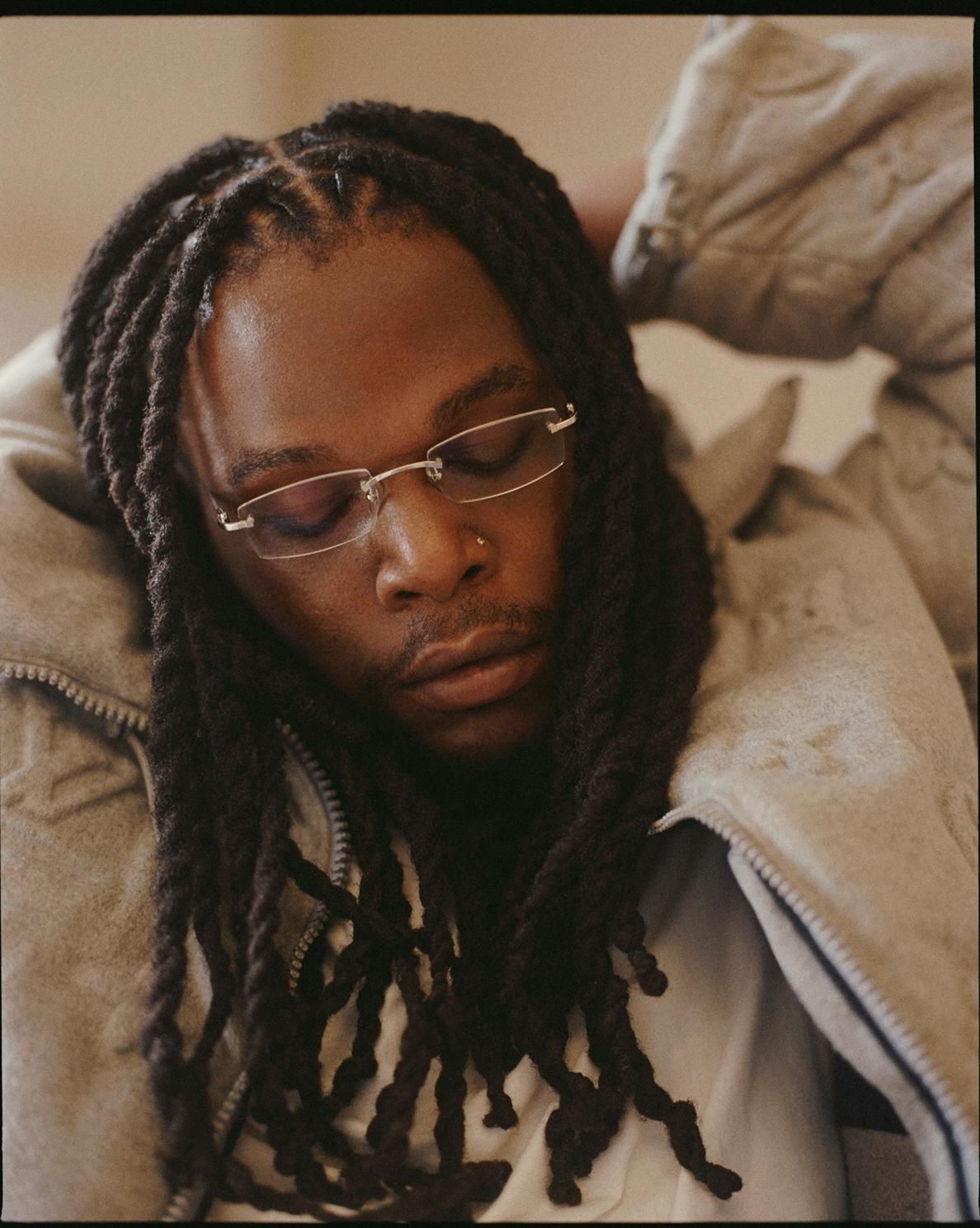 $ILKMONEY Unveils Unique New Single: “The Jury Duty Seafood Boil Bag from the Lyfe Jennings Paperwork Party”