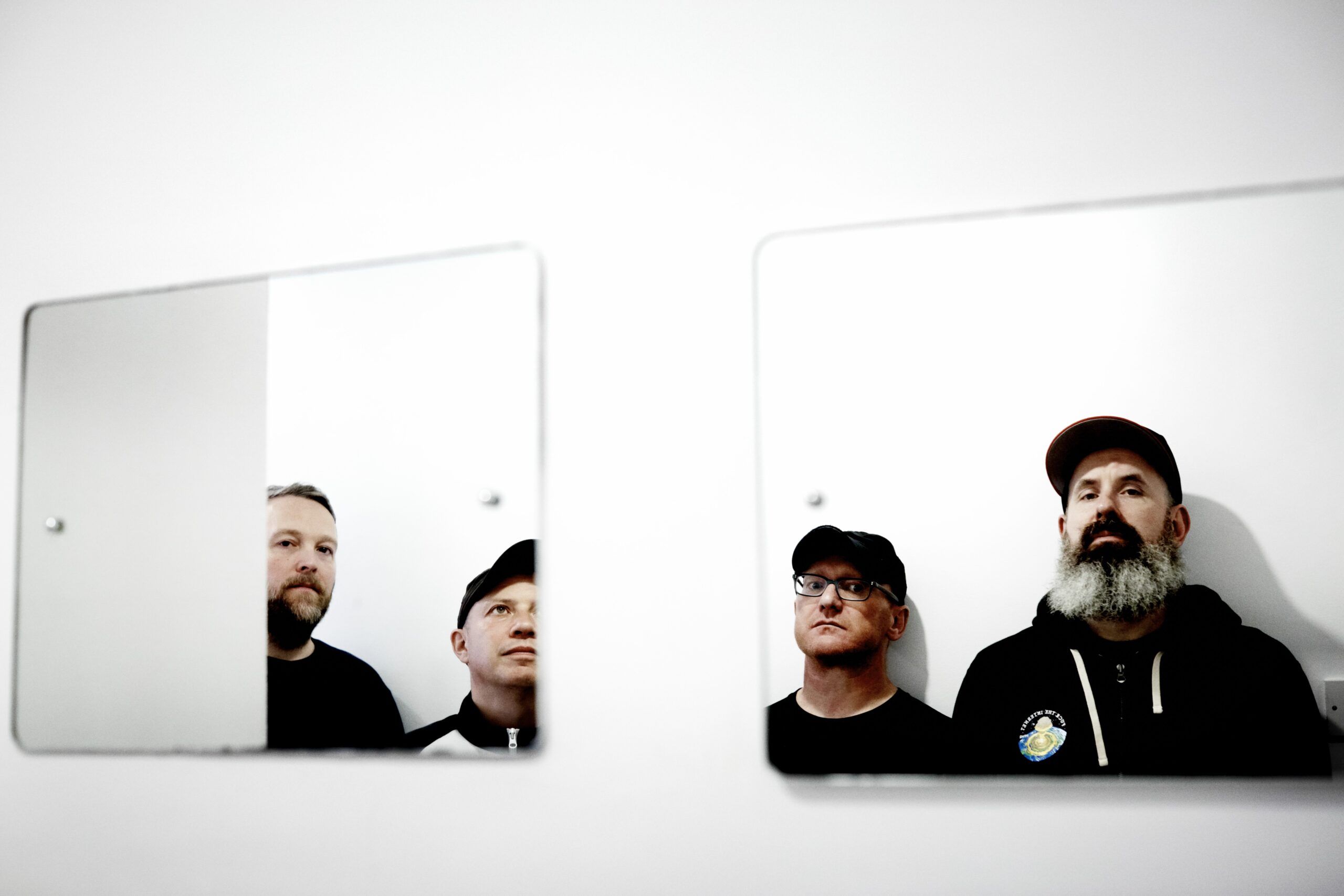 Mogwai Announce New Album, Share “Fanzine Made of Flesh”