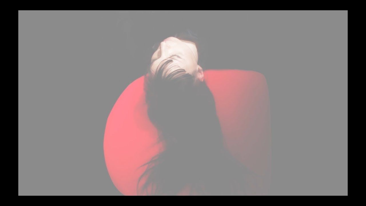 Hilary Woods Gets Reflective In Video For “Inhaler”
