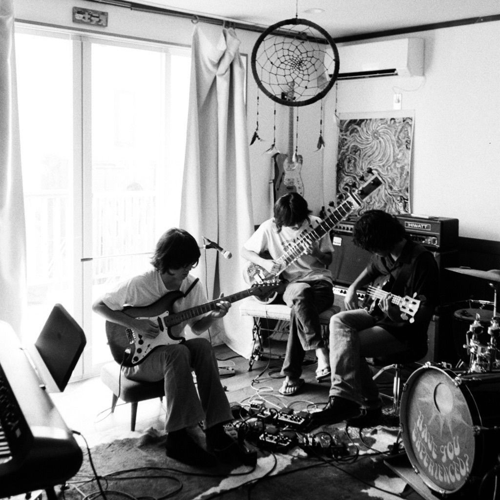 MAYA ONGKAU + MONG TONG 夢東 announce European tour dates