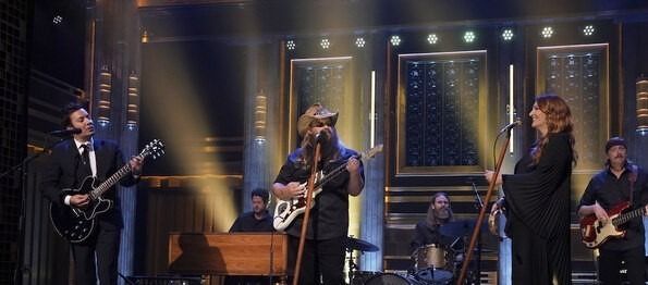 CHRIS STAPLETON PERFORMS “YOU SHOULD PROBABLY LEAVE” ON “THE TONIGHT SHOW”