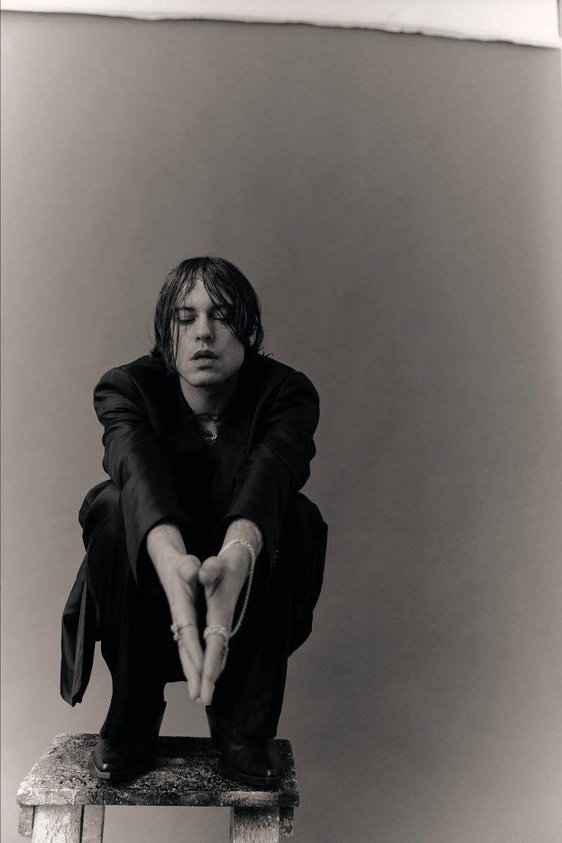 Iceage’s Elias Rønnenfelt releases debut single “Like Lovers Do”
