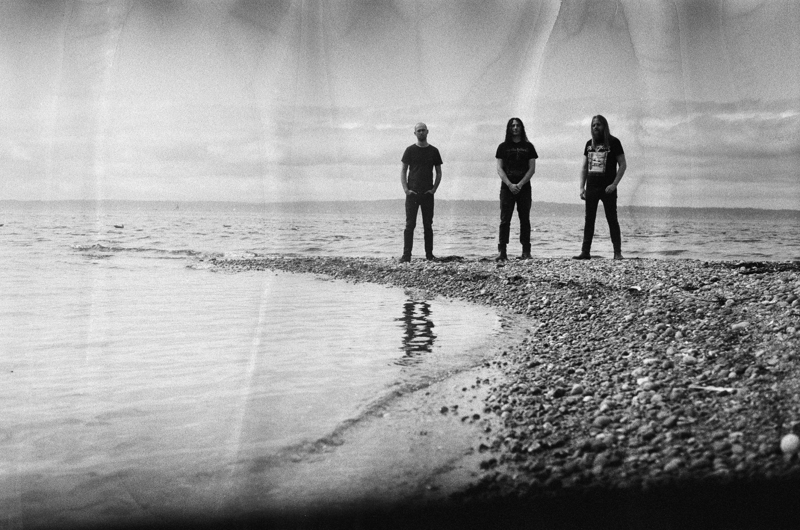 BELL WITCH AND AERIAL RUIN RELEASE NEW SINGLE “THE BASTARD WIND”