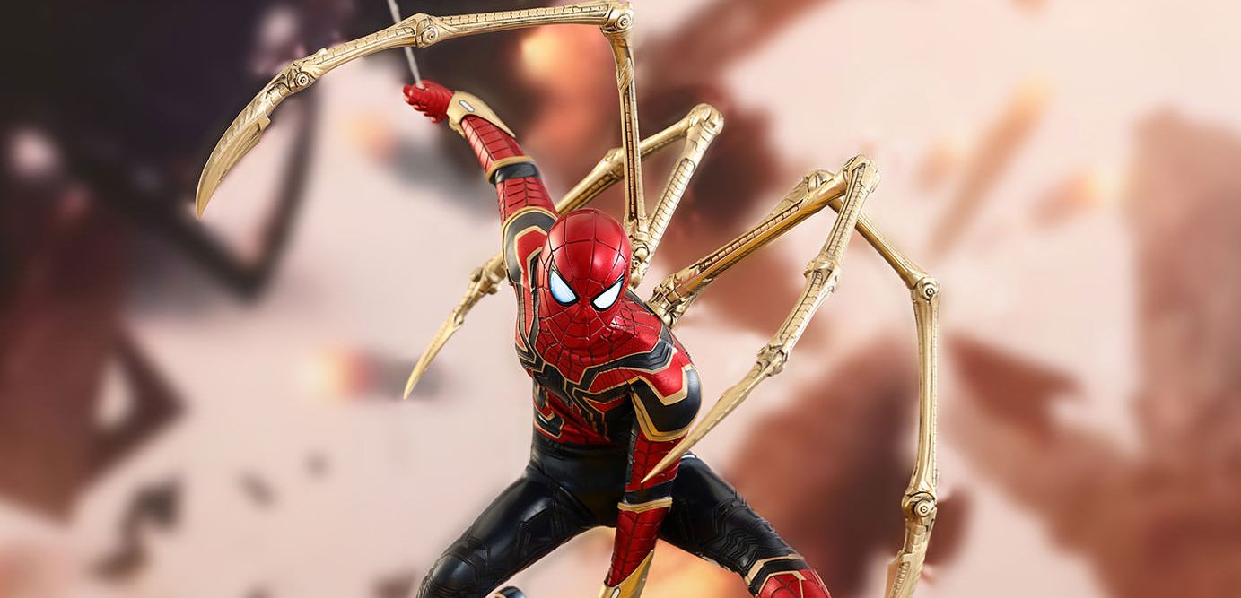 Marvel: Iron Spider Sixth Scale Figure:: Hot Toys
