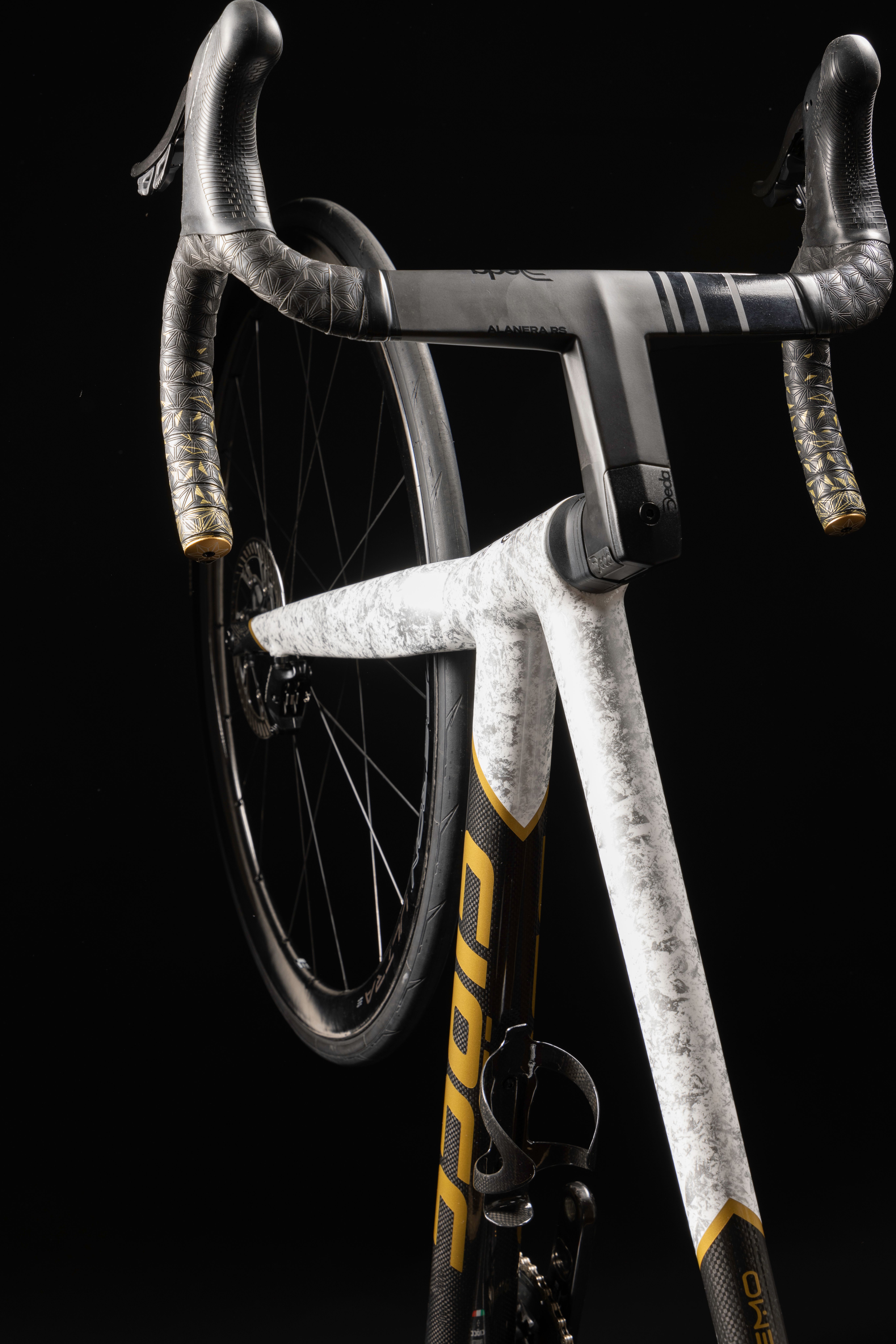 Supremo Carbon
