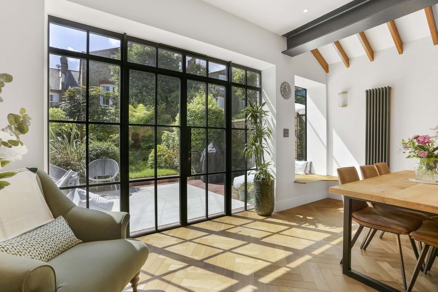 Mayford Road, SW12