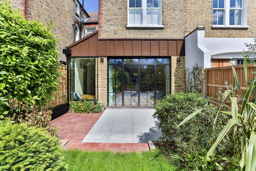 Mayford Road, SW12