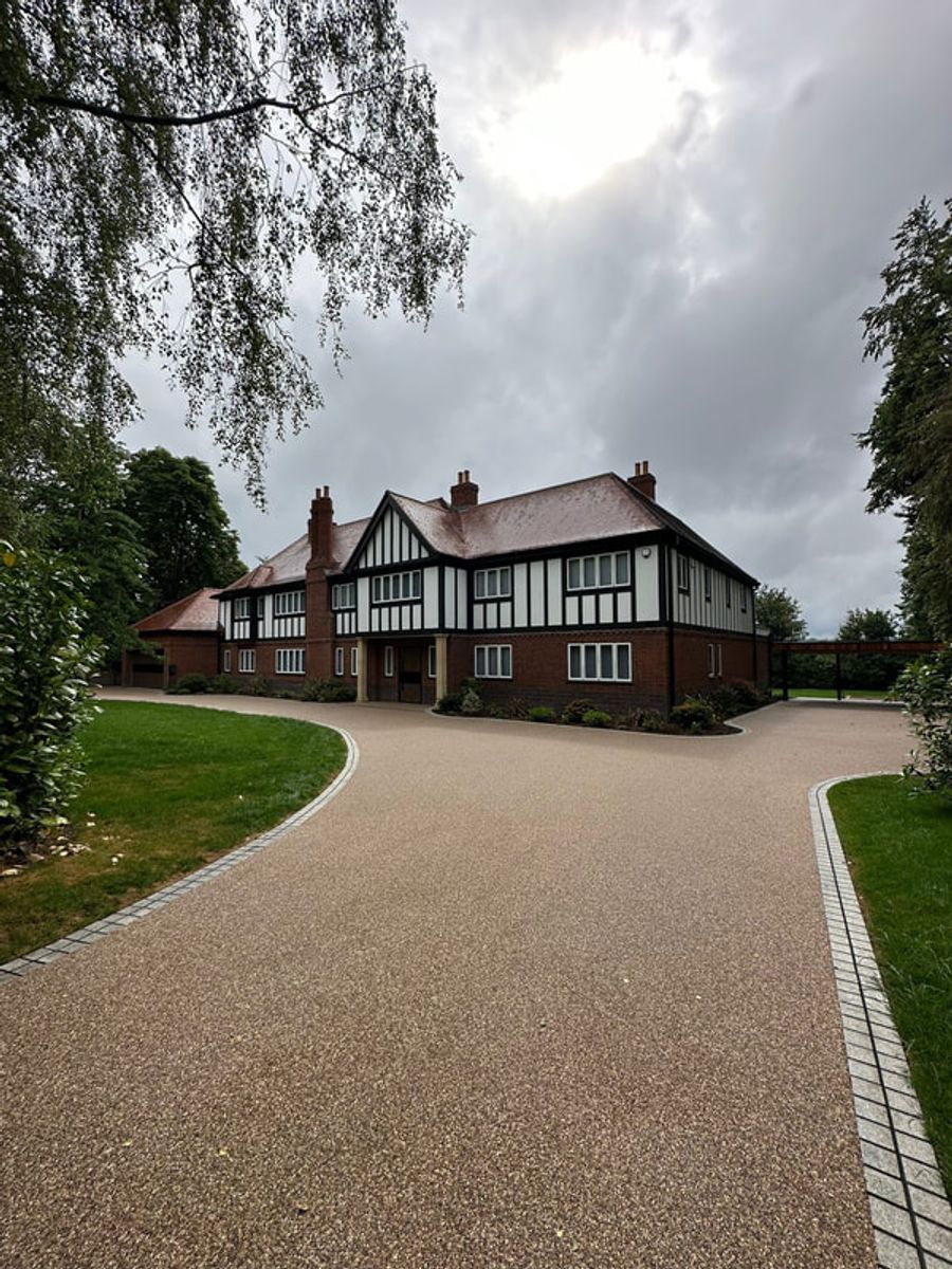Silver Lane, Purley