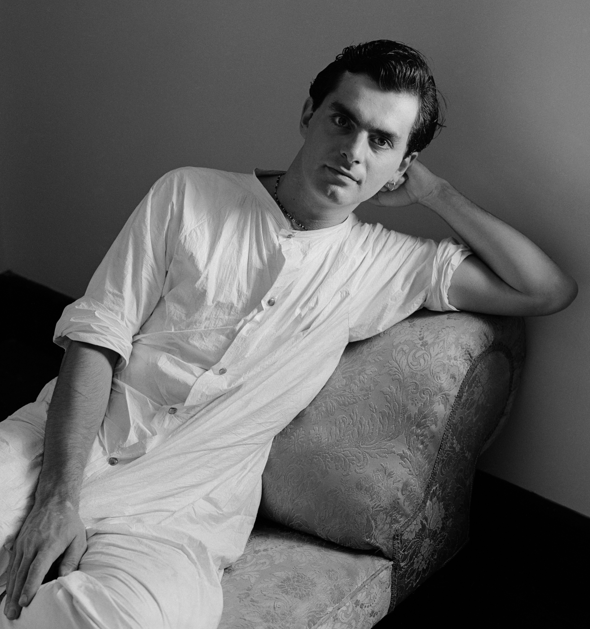 adrienne martyn total control at envy6011, adrienne martyn, adrienne martyn photographer, envy6011, wellington art, black and white portrait photography, Laurie sydney 1979