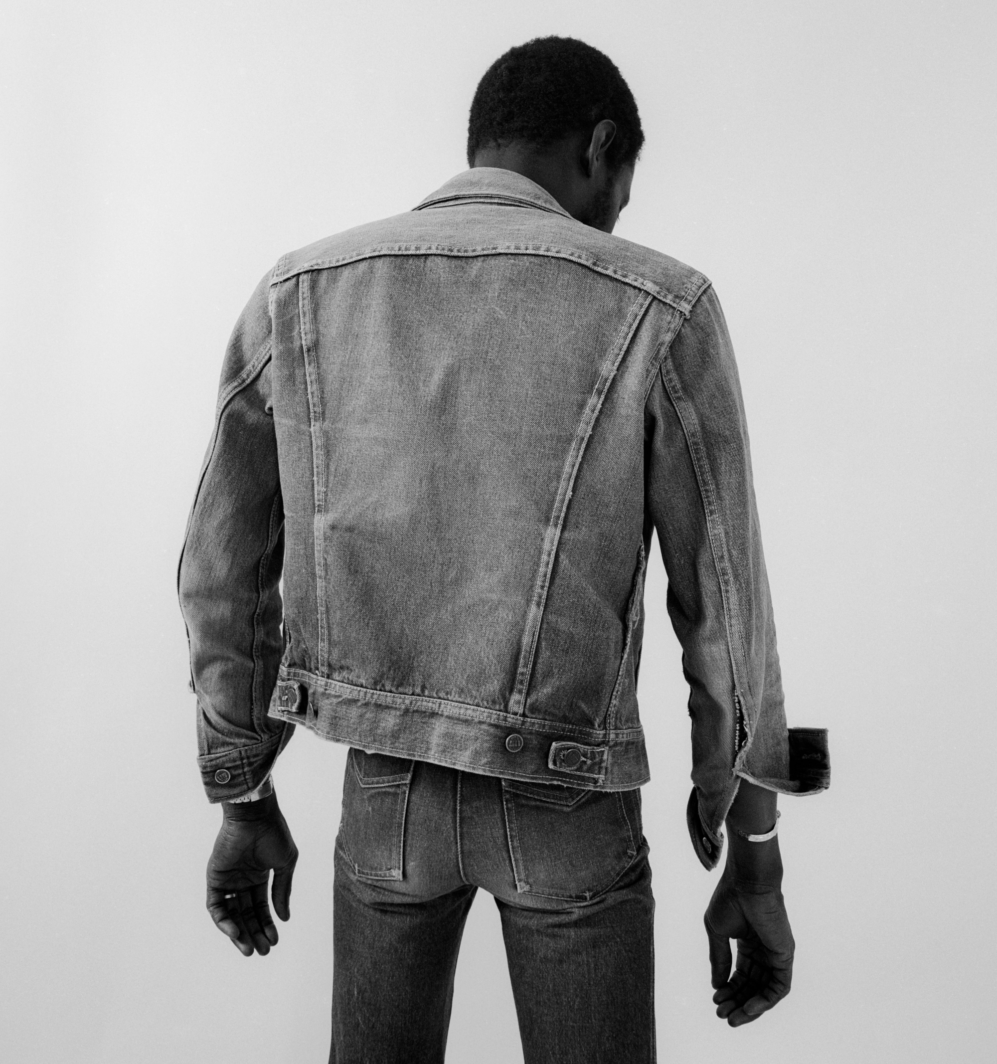 adrienne martyn total control at envy6011, adrienne martyn, adrienne martyn photographer, envy6011, wellington art, black and white portrait photography, Otis, Dunedin 1980