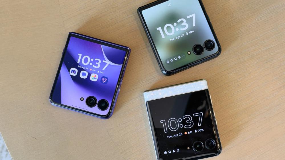 Motorola Razr 2026 Güncelleme Politikasıyla Eleştiriliyor