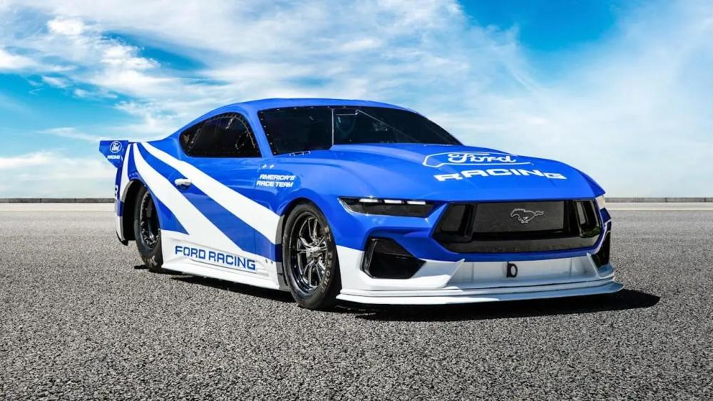 Ford Mustang Cobra Jet 2200’den Çılgın Rekor: Çeyrek Mili 6.87 Saniyede Tamamladı