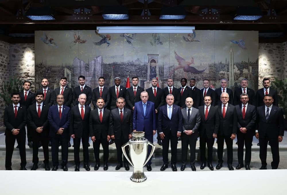 Şampiyon Galatasaray, Cumhurbaşkanı Erdoğan ile buluştu: 'Gurur ve onur günü' 💛❤️🇹🇷