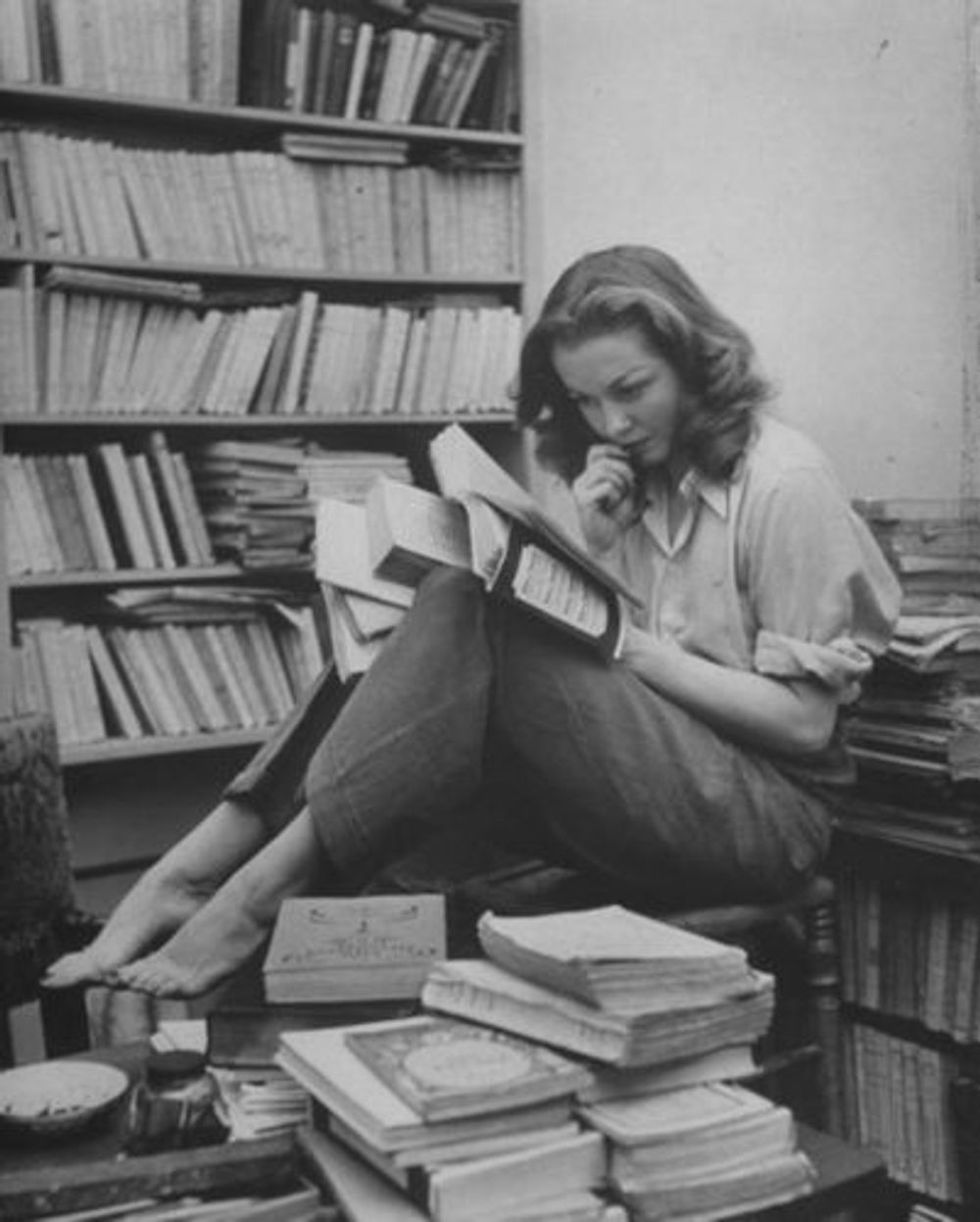 Sylvia Plath ve "İncir Ağacı" Metaforu: Seçim Felci Üzerine Zamansız Bir Uyarı