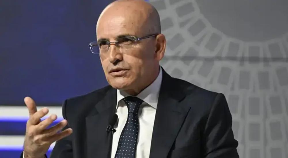 Mehmet Şimşek'ten Ekonomi Programına İlişkin Açıklamalar: "Her Tedavinin Yan Etkileri Var"