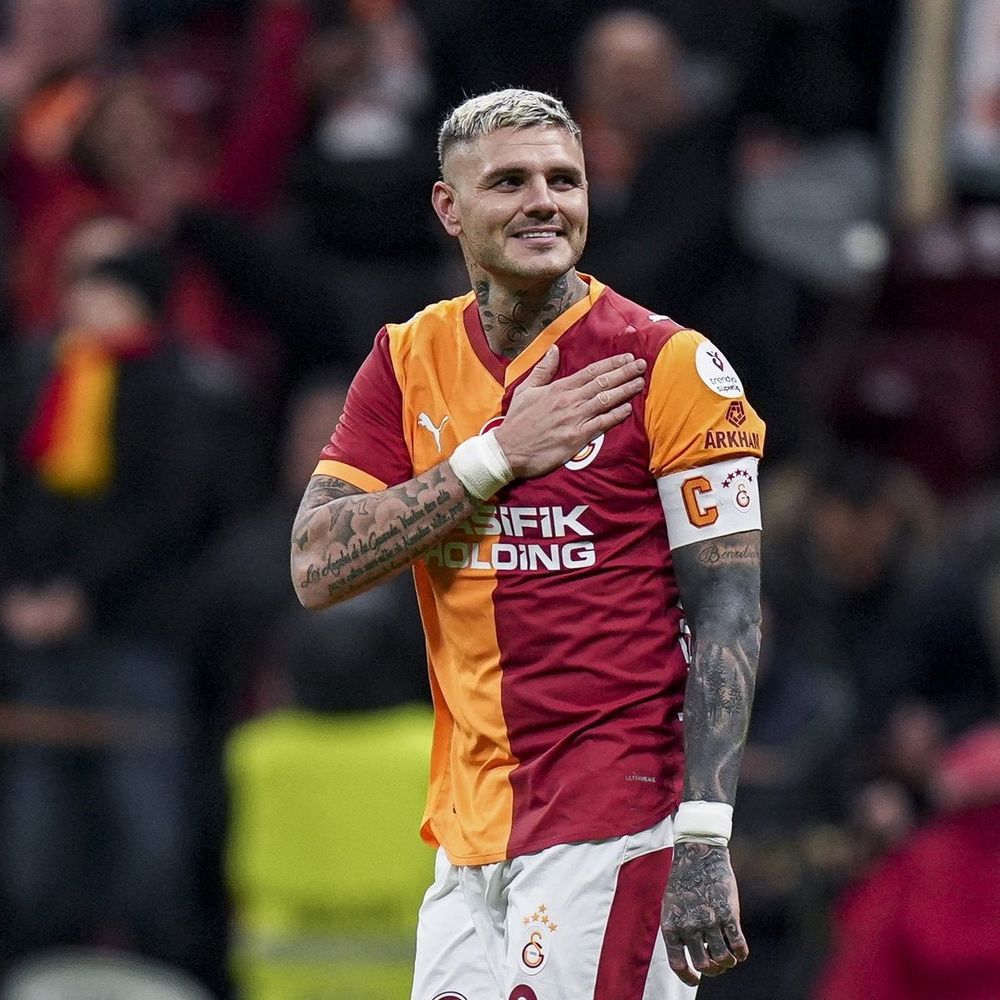 Yunus Akgün ve Torreira'dan Icardi'ye duygusal veda pankartı: "Gitme Mauro"