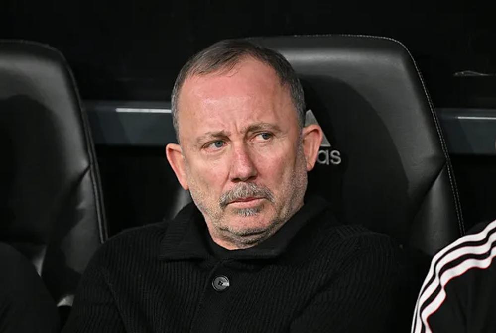 Beşiktaş'ta Sergen Yalçın dönemi sona erdi