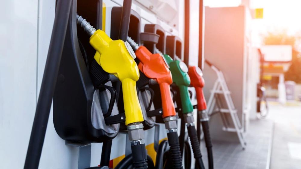 Akaryakıtta İkili Tablo: LPG'ye İndirim, Benzine Zam