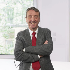 Dr. Andrew Swift