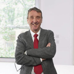 Dr. Andrew Swift