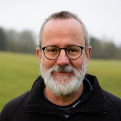 Dr. Glyn Jones