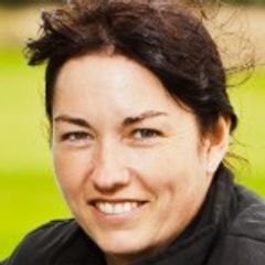 Dr Ruth Mann