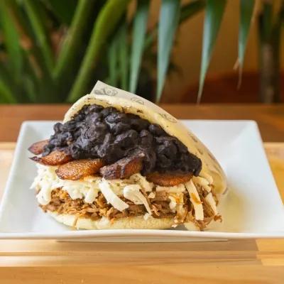 Foto de arepa de pabellón