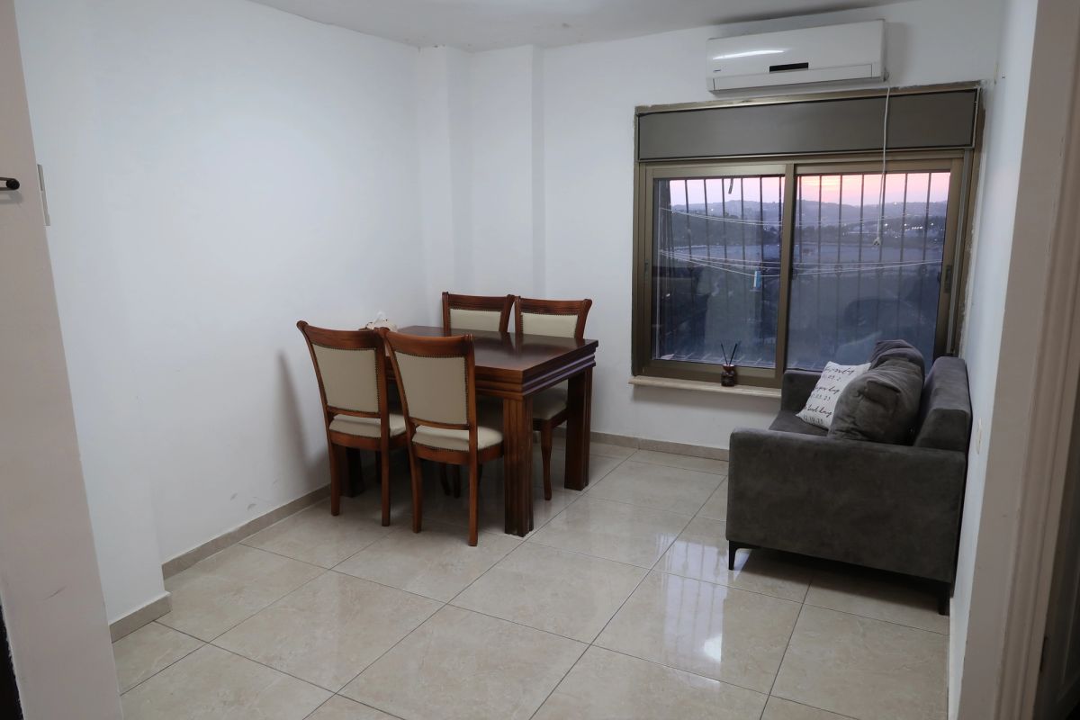Sunny 1 Bedroom Cheap Apartment