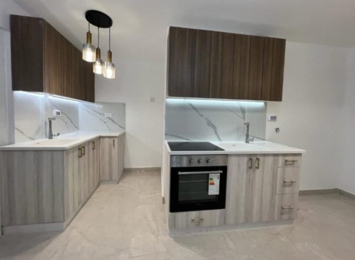 2 Bedroom in רוממה הקטנה
