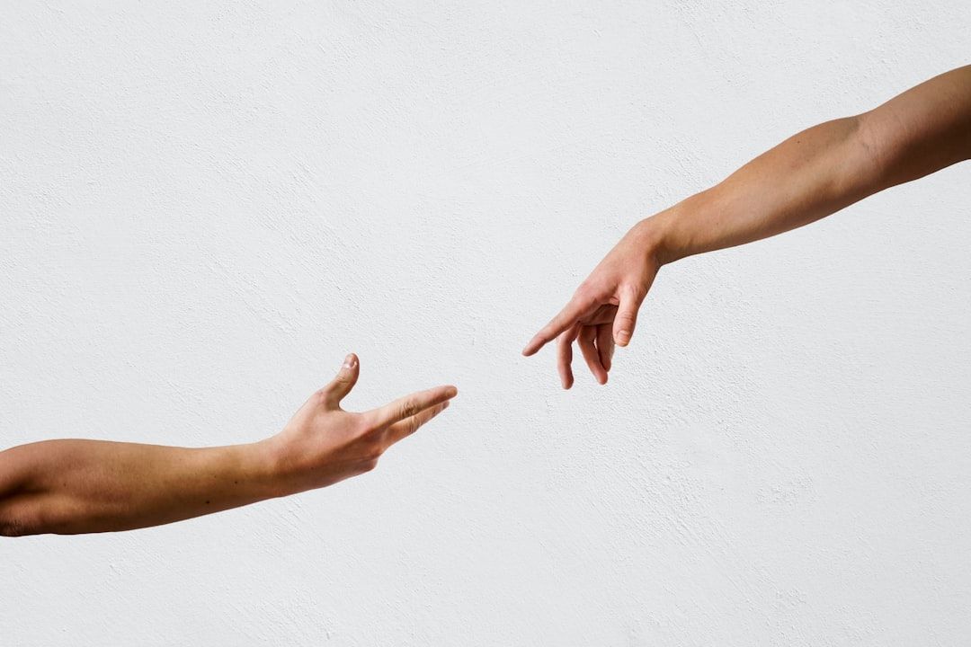When the self splinters: Maritain on individuality, personhood, and the justice that holds us together