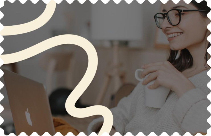 10 Low-Effort Digital Product Ideas Social Media Managers Can Sell (That Actually Make Money)
