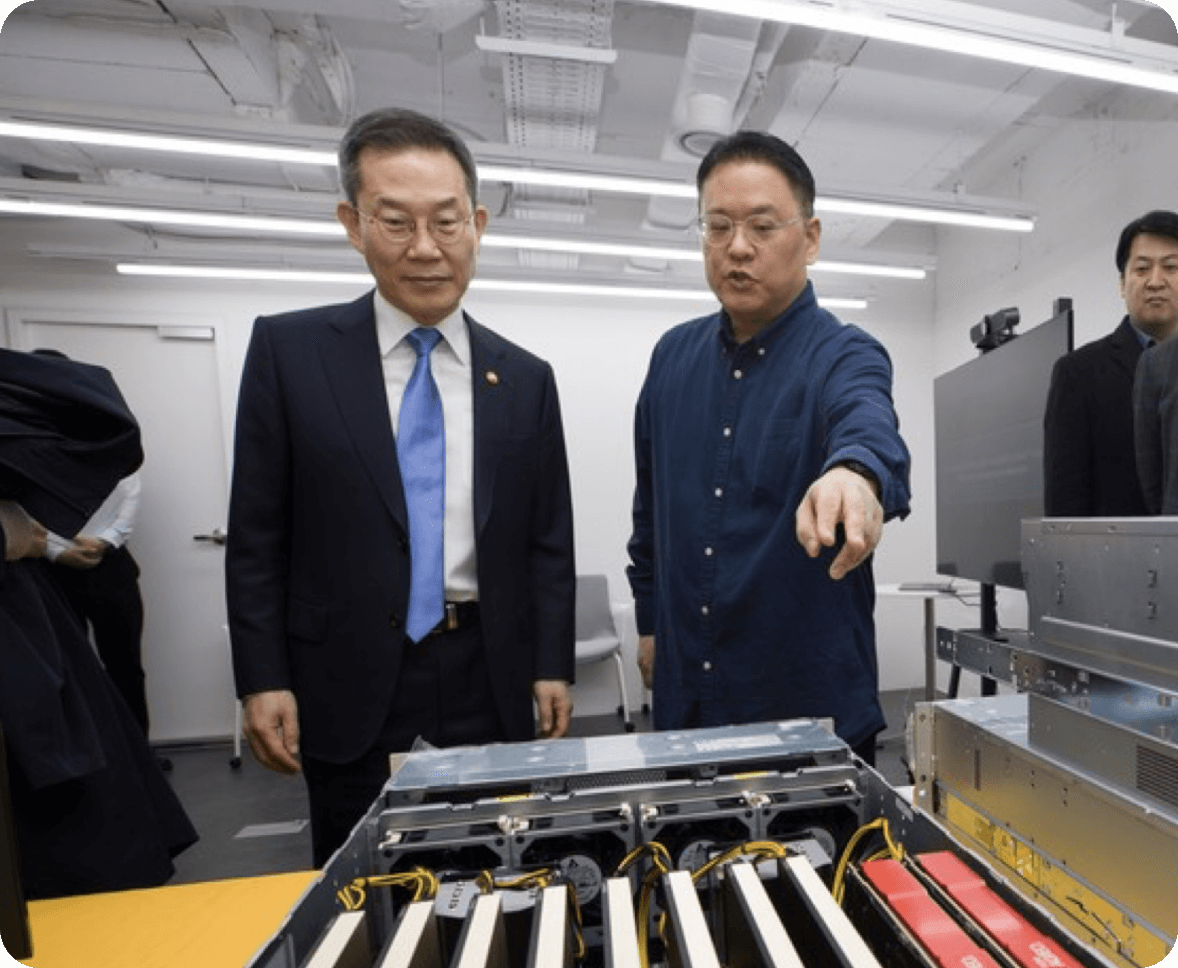 Visit from Minister of Science Lee Jong-ho at Mangoboost
