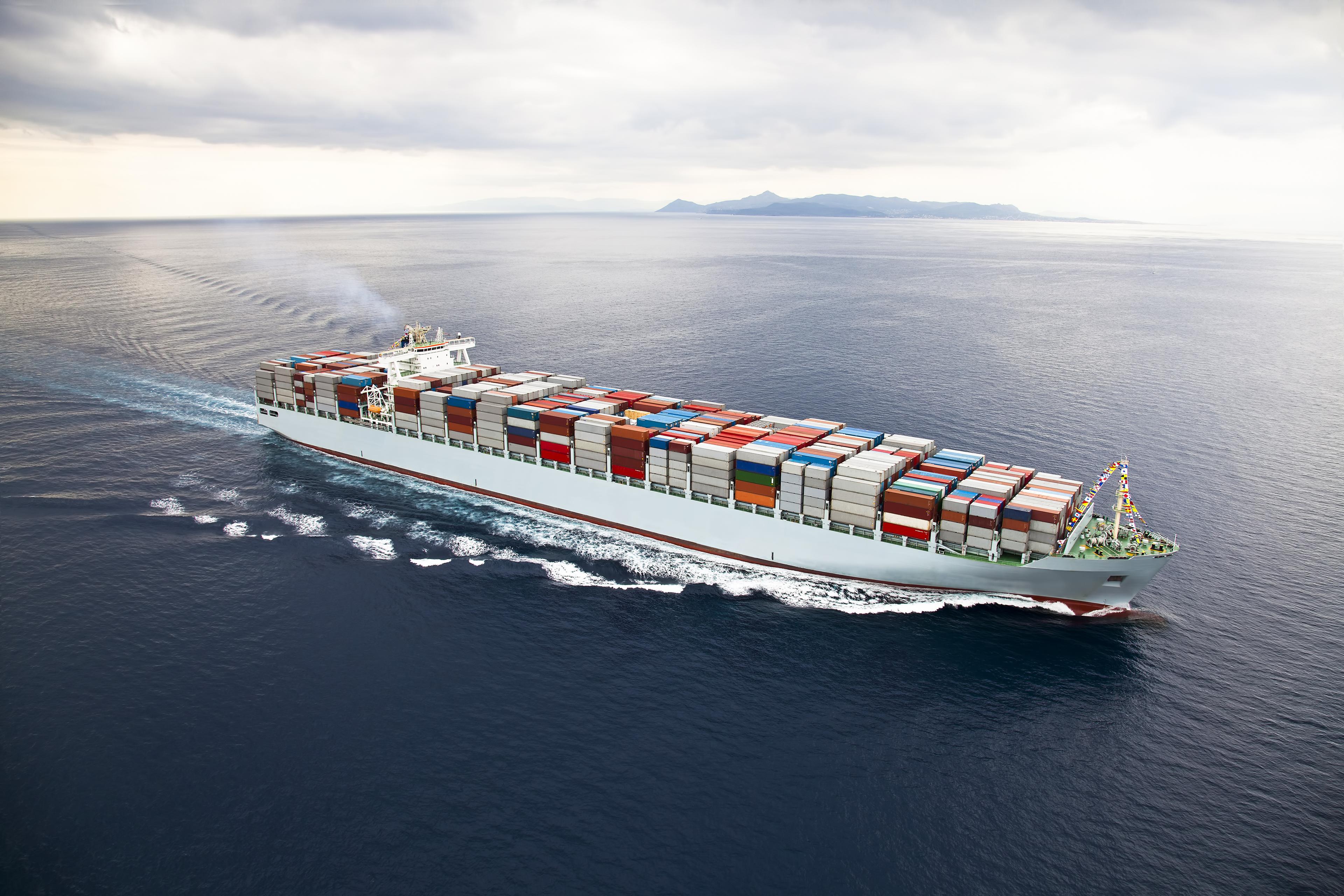 Goods transport via sea, open wather