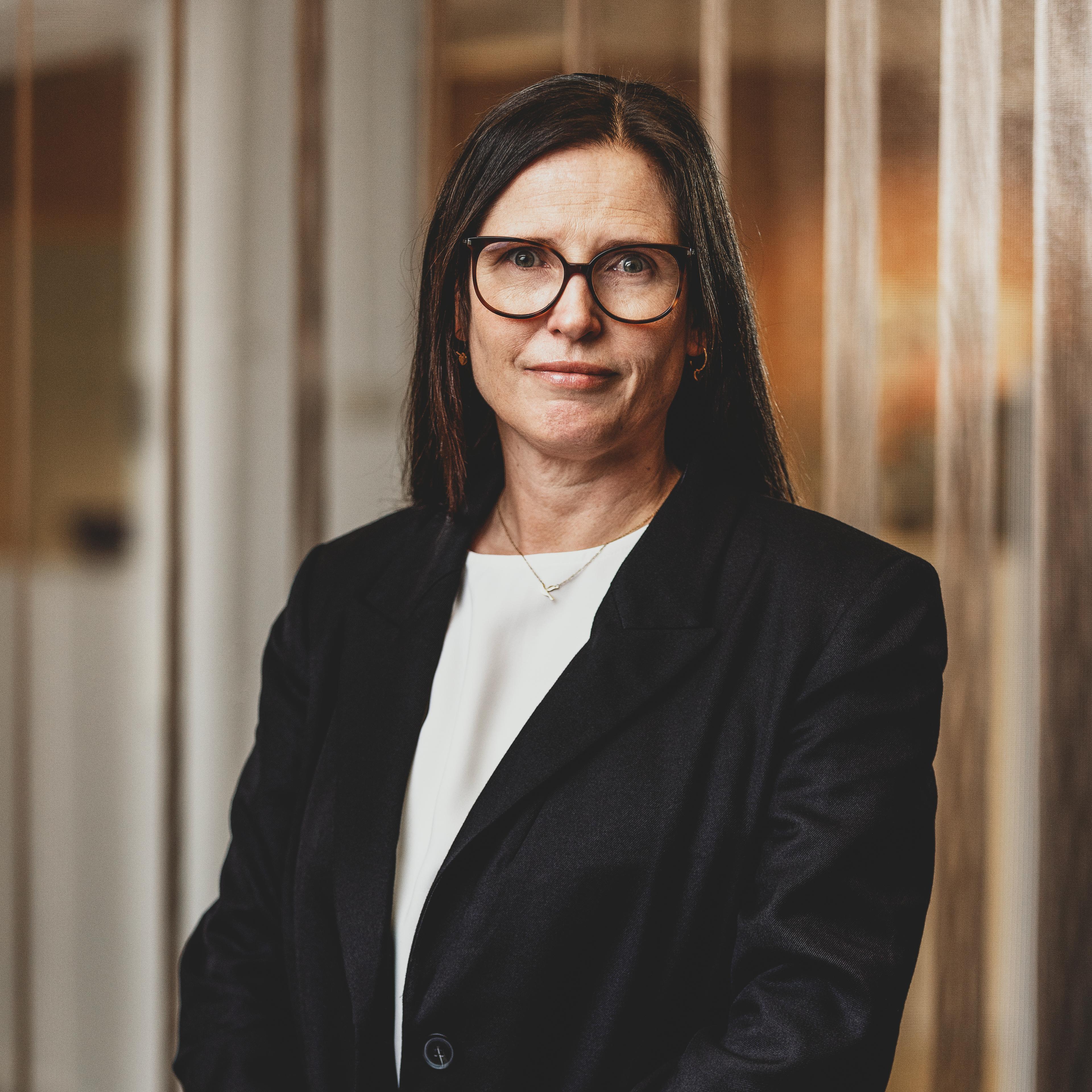 Portrait of Angela Geisel - Area Manager shipping