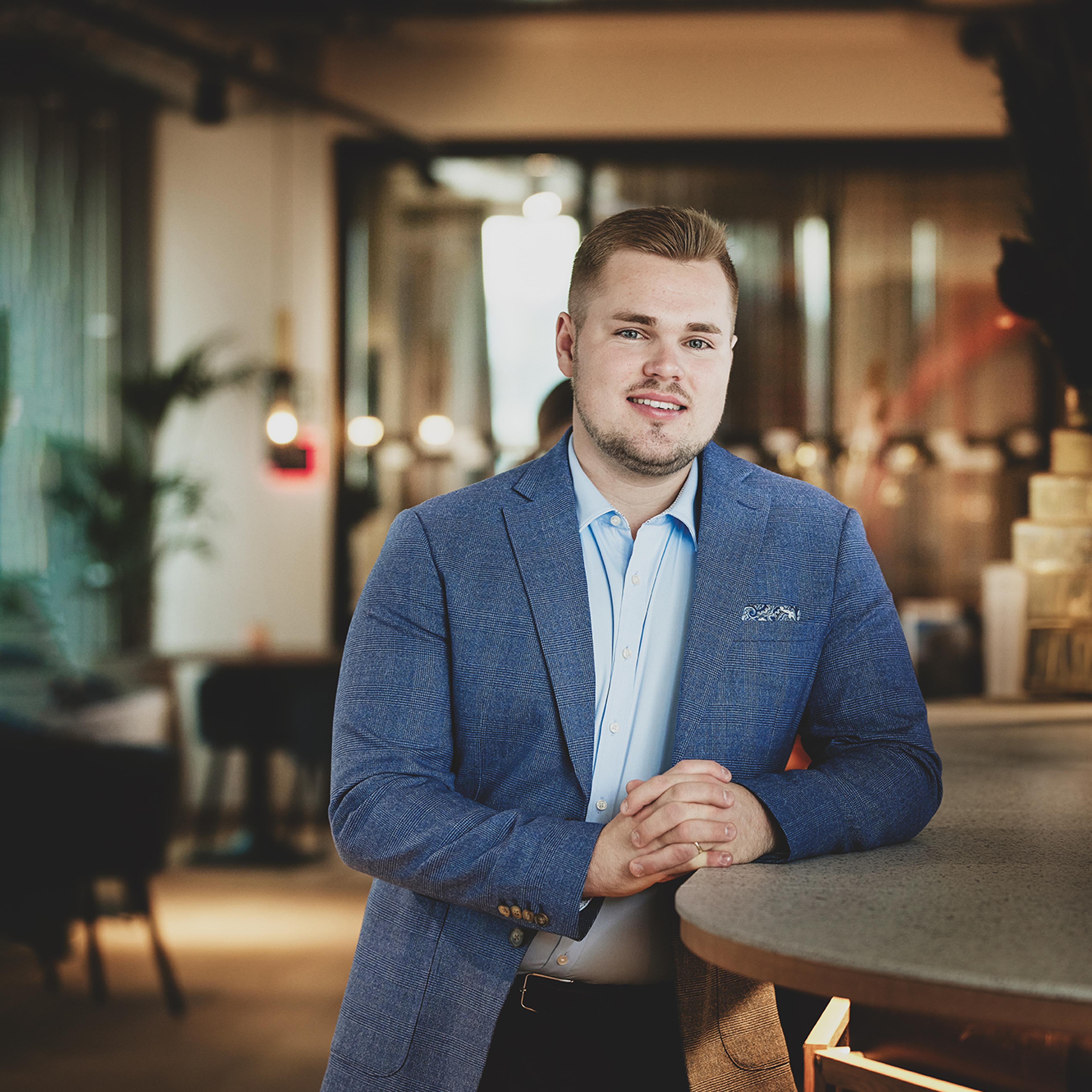 Portrait of Arvid Åberg - Sales Manager Singapore