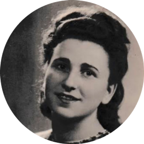 Young woman in 1940s era clothing