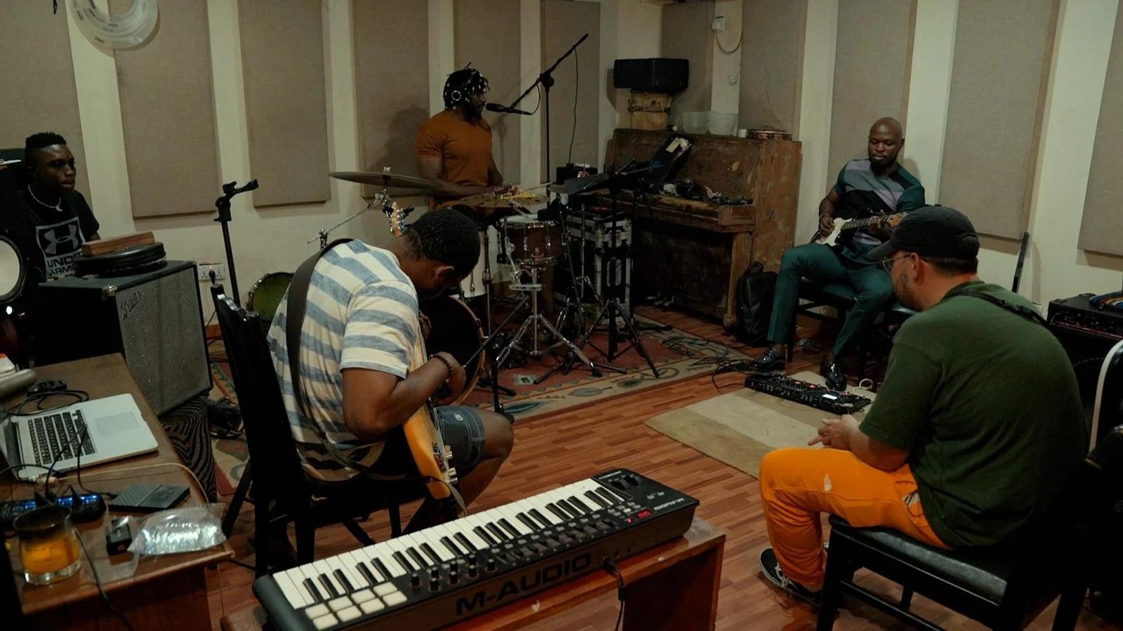Lagos Creative Pulse: Art, Music & Modern City Life