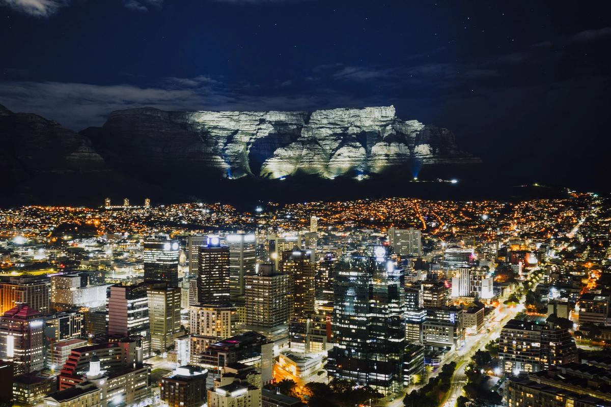 Cape Town After Dark Is a Different City