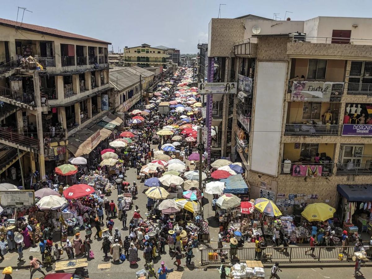 Accra After Breakfast: Market, Makers & Street Food photo 4