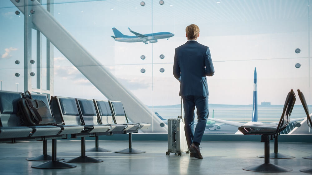 Expat Migration Drivers for UK and US: An Overview Expat Migration Drivers for UK and US: An Overview