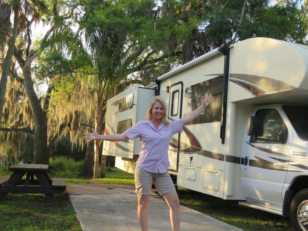 Outdoorsy Host Maria Zondervan