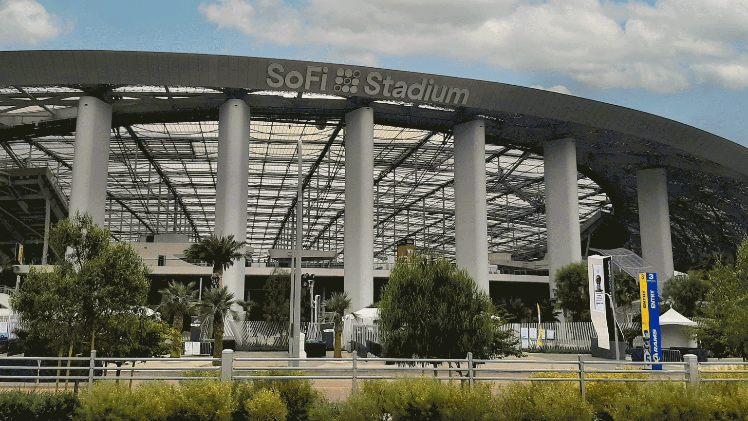 How to “Stay in the Fan Zone” in Los Angeles: An RV Guide to the 2026 Games