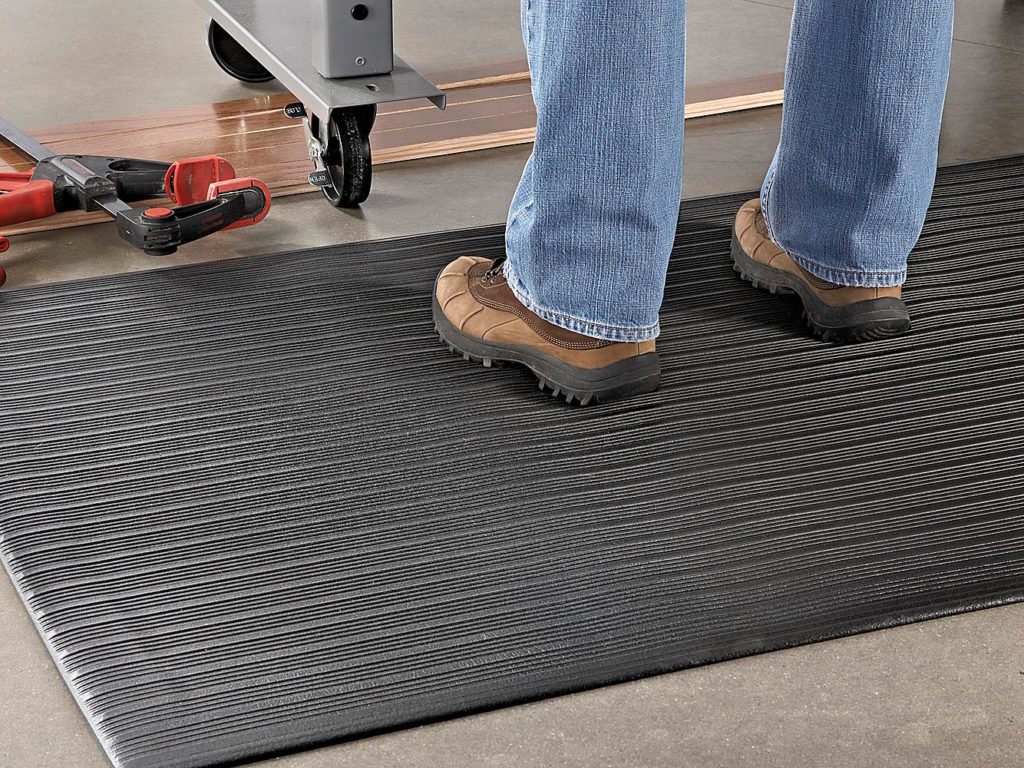 Anti-fatigue mat