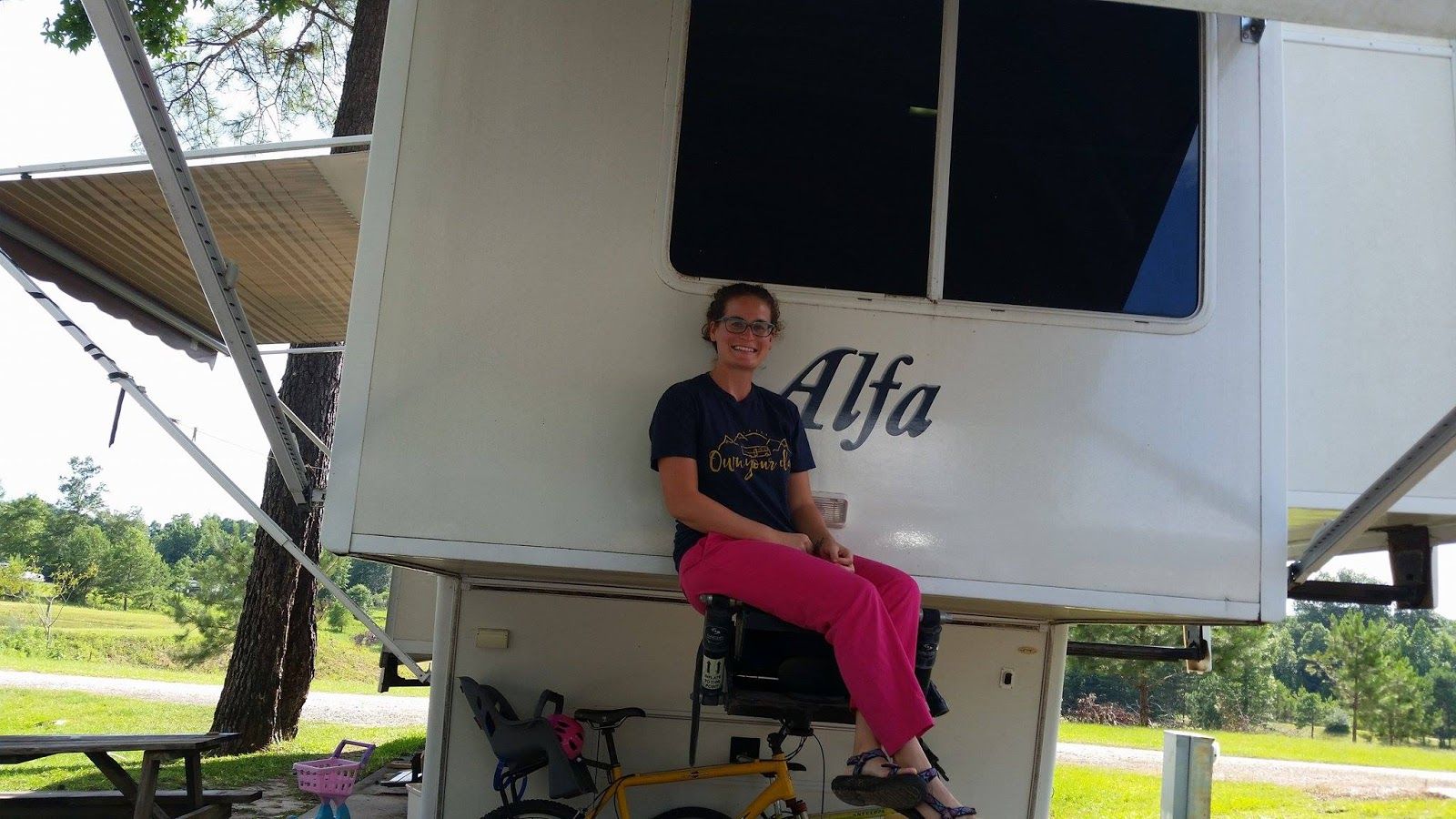 liz-with-her-rv