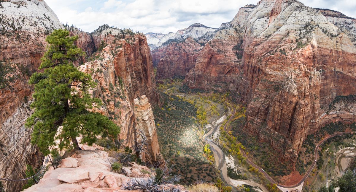 Zion vs Bryce Canyon: which Utah park is better for RV camping?