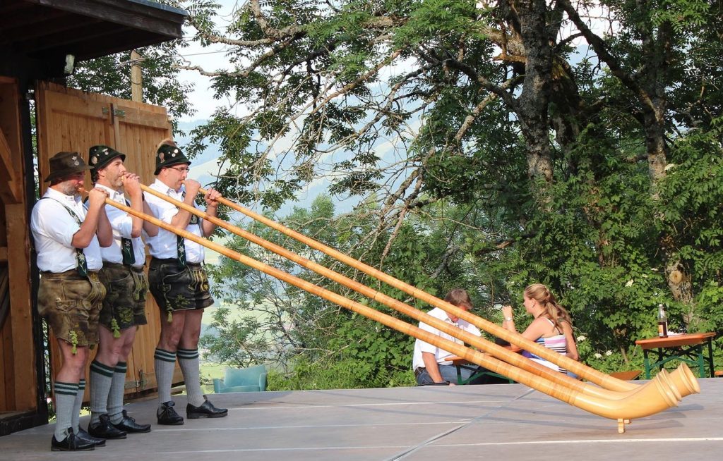 Photo Tripping America - Oktoberfest - Outdoorsy