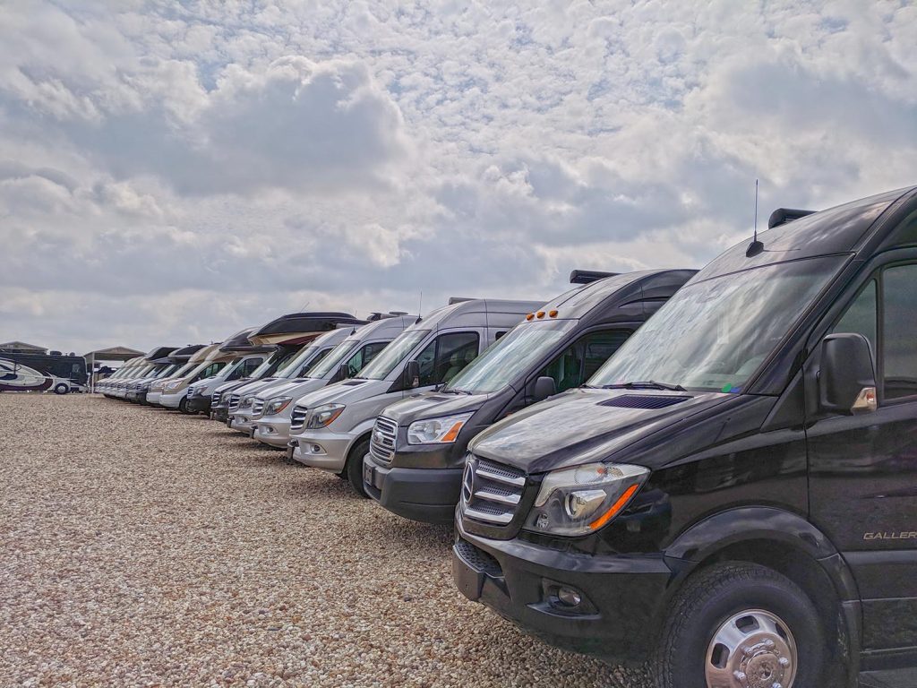 Photo Tripping America - Best RV Shows - Outdoorsy