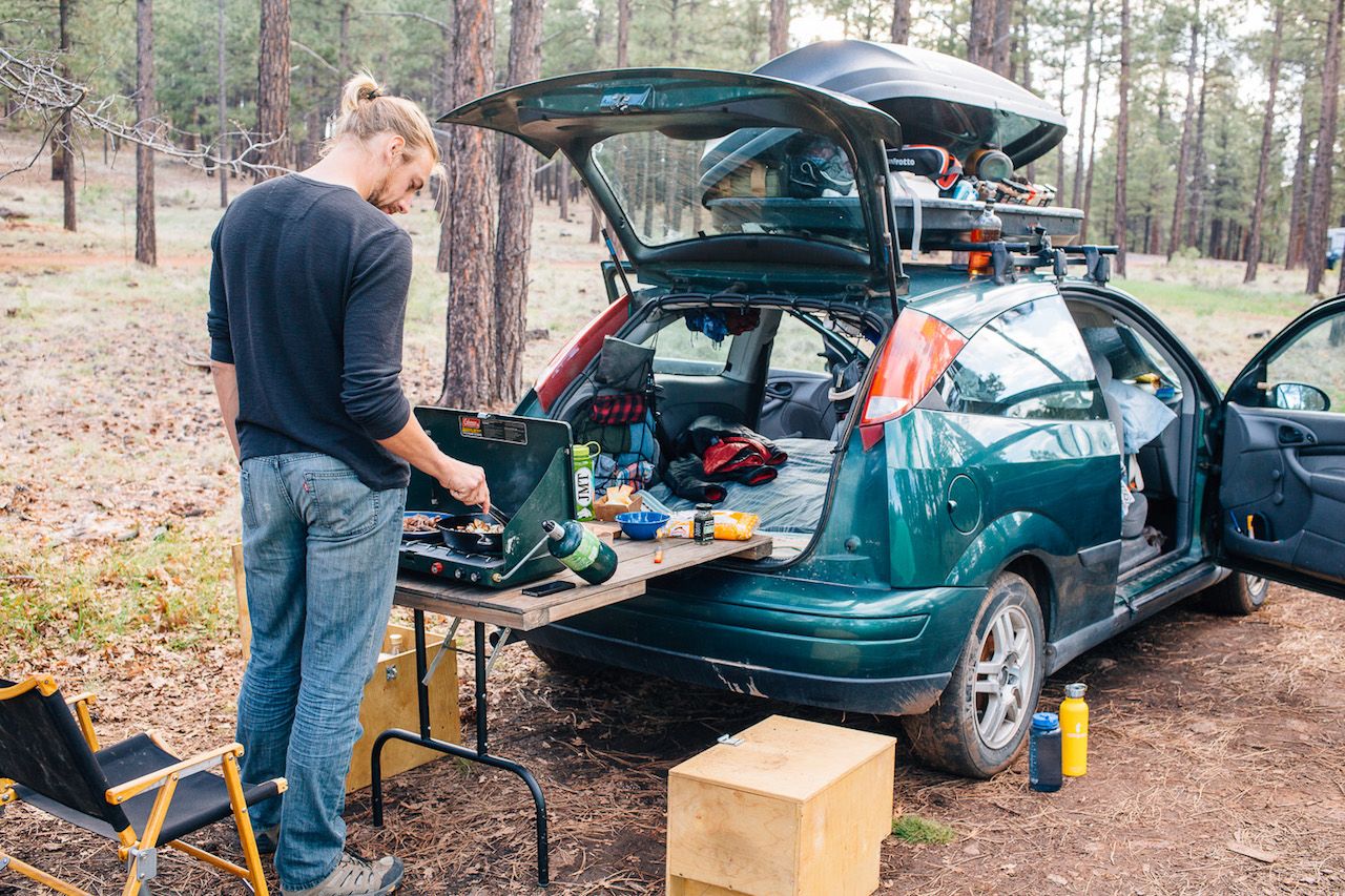 Cooking out of a hatchback